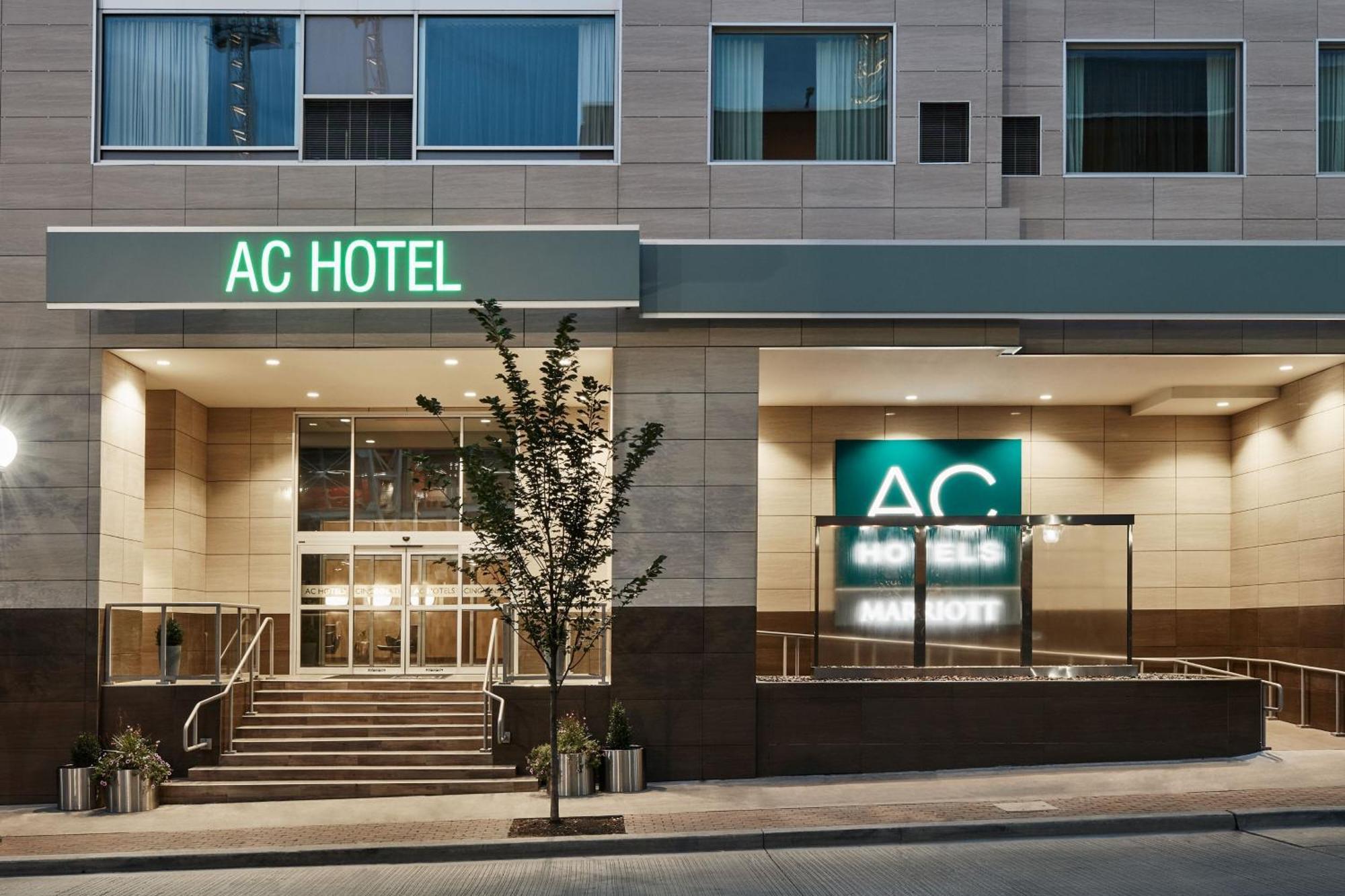 Ac Hotel By Marriott Cincinnati At The Banks Eksteriør billede