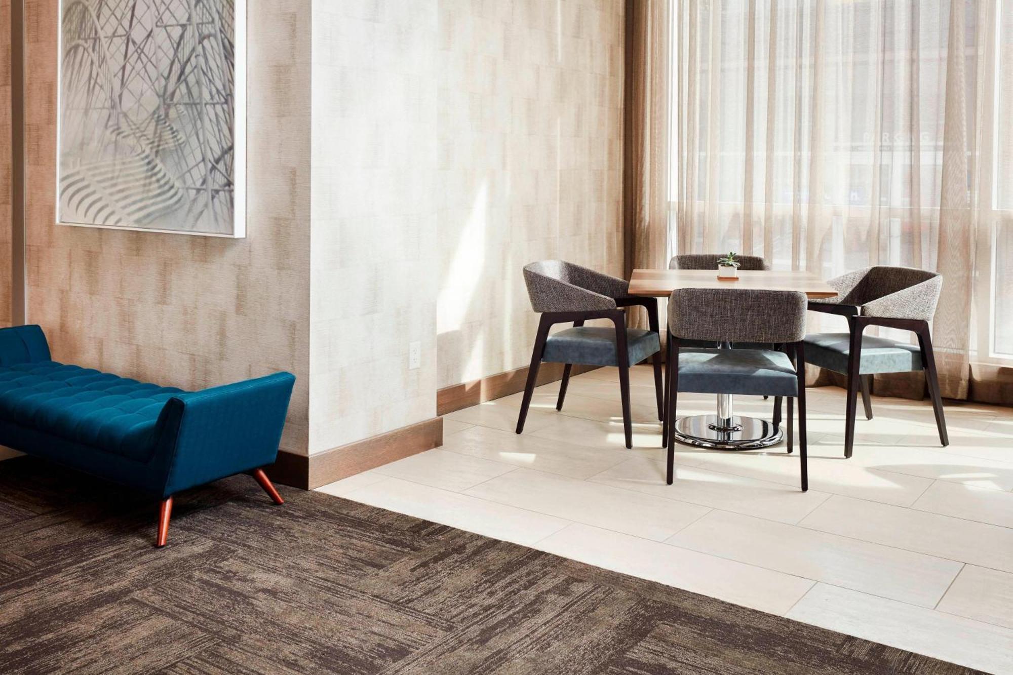 Ac Hotel By Marriott Cincinnati At The Banks Eksteriør billede