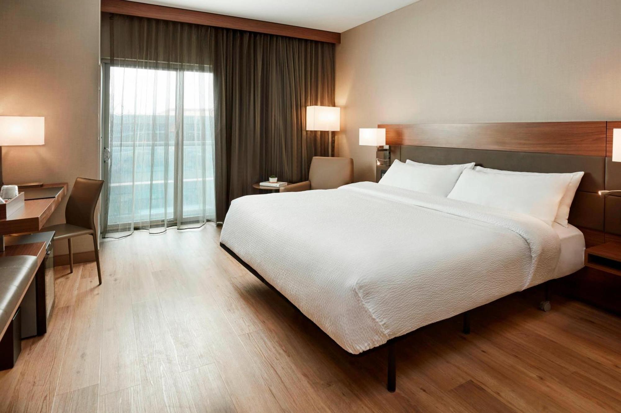 Ac Hotel By Marriott Cincinnati At The Banks Eksteriør billede